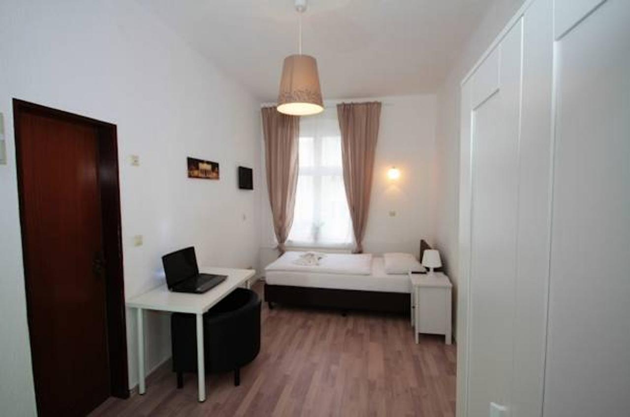 Hotel Altstadt Spandau Seeburg  Екстериор снимка