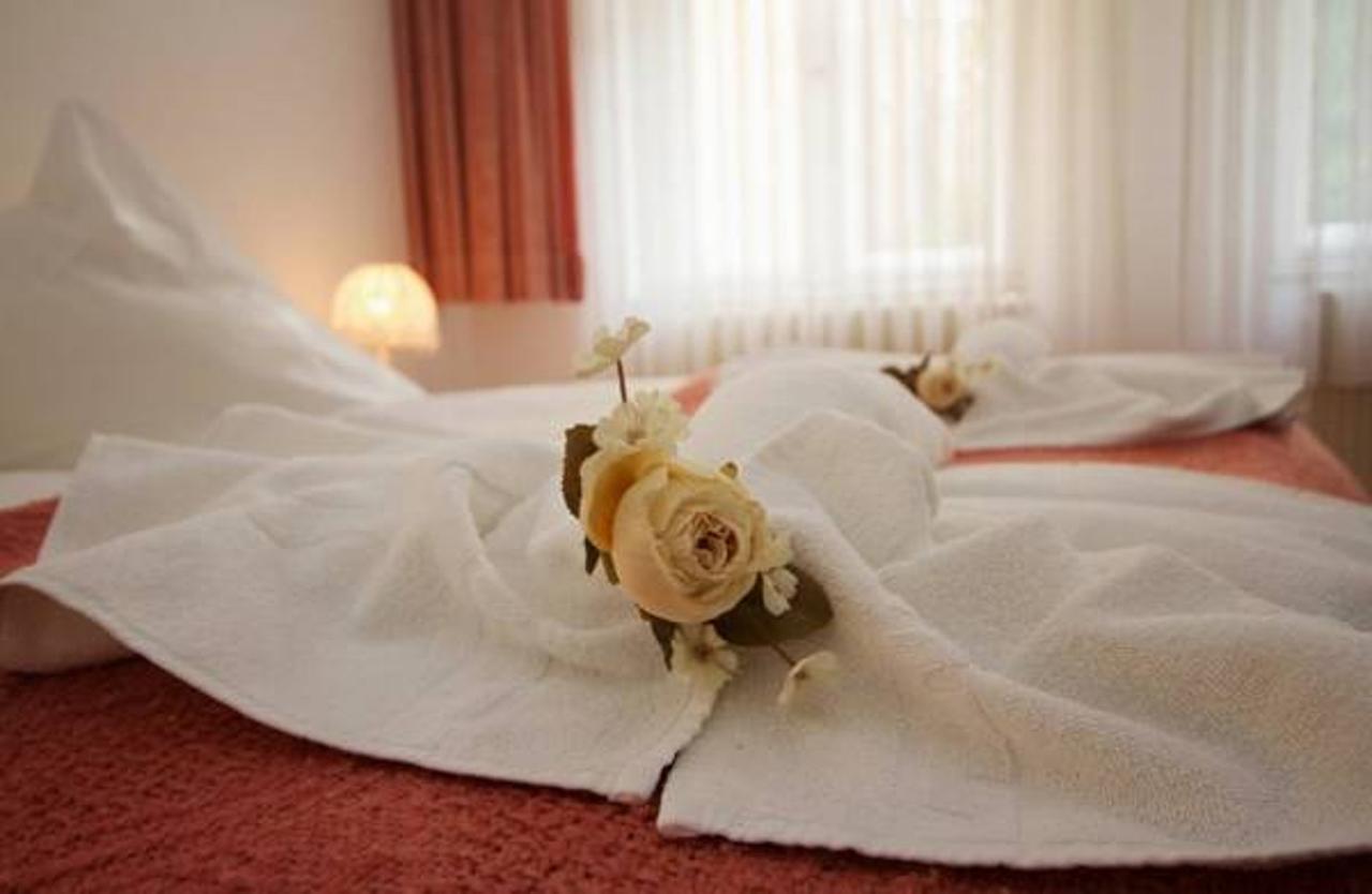 Hotel Altstadt Spandau Seeburg  Екстериор снимка
